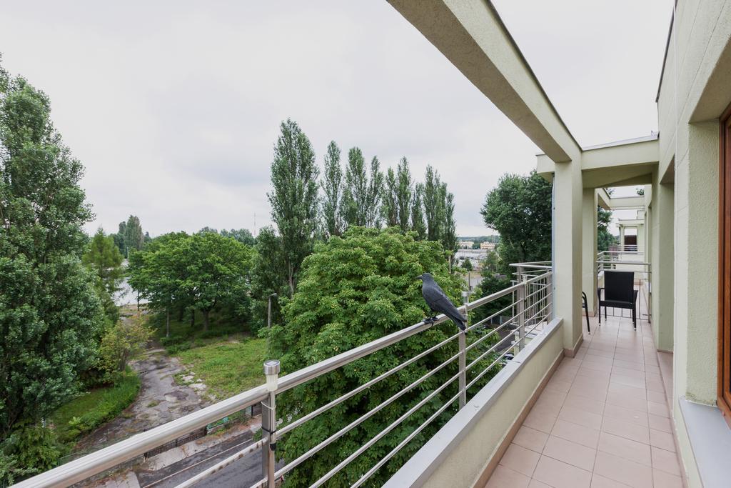 Riverside Apartment With Balcony By Noclegi Renters Свіноуйсьце Екстер'єр фото