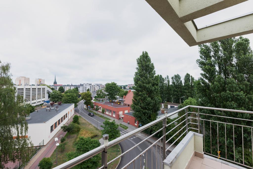 Riverside Apartment With Balcony By Noclegi Renters Свіноуйсьце Екстер'єр фото